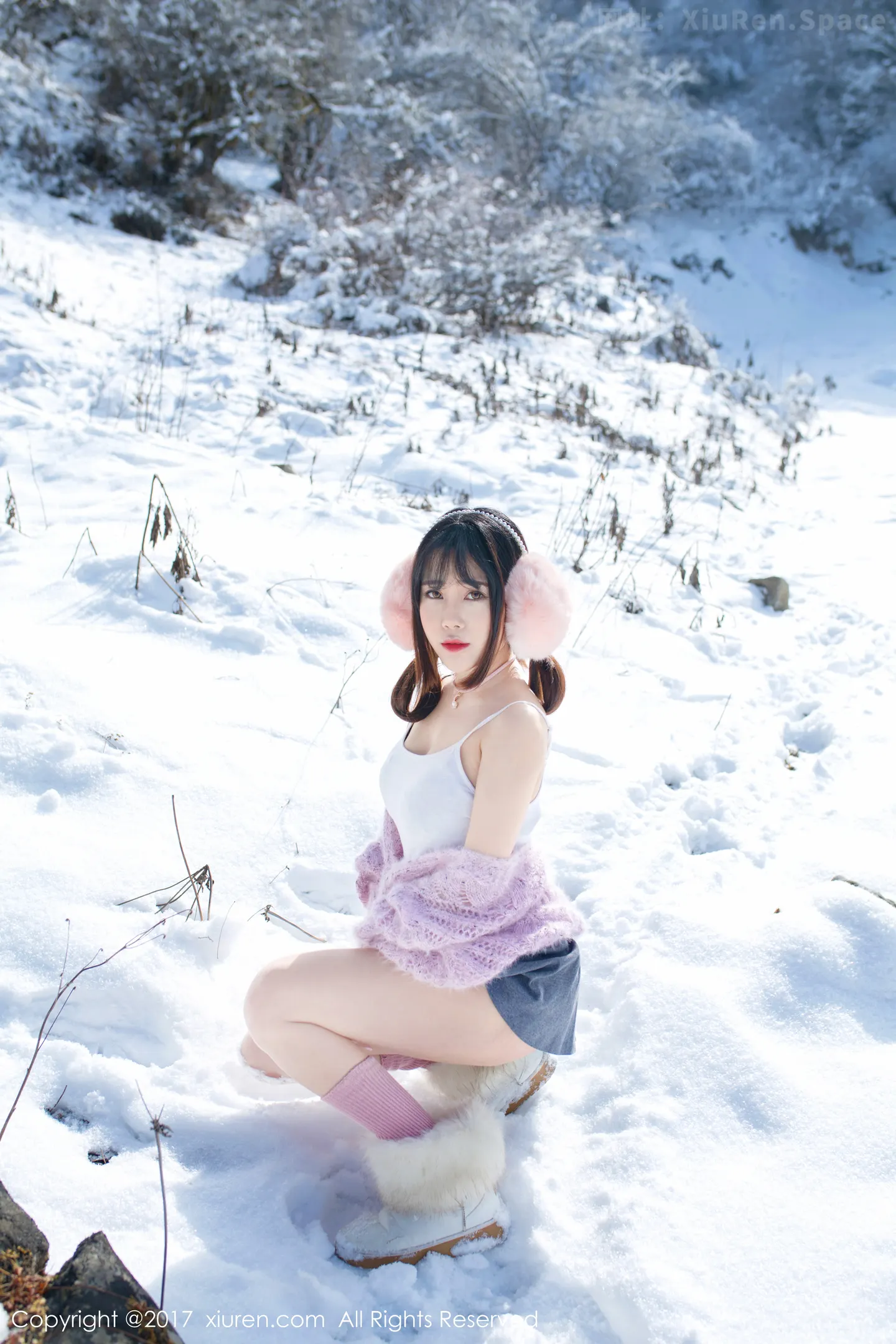 图片[4]-[XiuRen秀人网]VOL.720 嫩模兜豆靓Youlina冰天雪地里黑色蕾丝内裤冰冷诱惑写真51P-秀人网官方网站